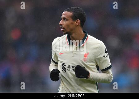 Burnley, Großbritannien. 13th. Februar 2022. Liverpools Joel Matip während des Spiels der Premier League in Turf Moor, Burnley, Großbritannien. Bilddatum: Sonntag, 13. Februar 2022. Bildnachweis sollte lauten: Anthony Devlin Kredit: Anthony Devlin/Alamy Live News Stockfoto