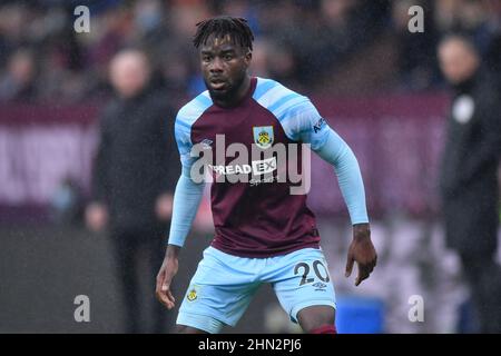 Burnley, Großbritannien. 13th. Februar 2022. Maxwell Cornet von Burnley während des Premier League-Spiels in Turf Moor, Burnley, Großbritannien. Bilddatum: Sonntag, 13. Februar 2022. Bildnachweis sollte lauten: Anthony Devlin Kredit: Anthony Devlin/Alamy Live News Stockfoto