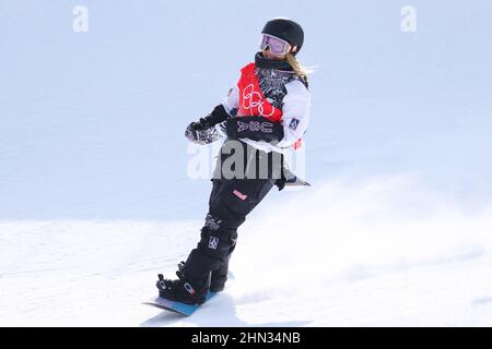 Zhangjiakou, Hebei, China. 10th. Februar 2022. Chloe Kim (USA) Snowboarden: Halbpipe-Finale der Frauen während der Olympischen Winterspiele 2022 in Peking im Genting Snow Park in Zhangjiakou, Hebei, China. Kredit: YUTAKA/AFLO SPORT/Alamy Live Nachrichten Stockfoto