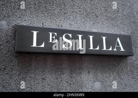 Milan, Italien - 16.01.2021. Le Silla Logo Store im Mailänder Modeviertel Stockfoto