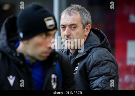 Mailand, Italien. 13th. Februar 2022. Marco Giampaolo wird während des Serie-A-Spiels zwischen AC Milan und UC Sampdoria am 13. Februar 2022 im Tsan Siro Stadium in Mailand gesehen.Quelle: Live Media Publishing Group/Alamy Live News Stockfoto