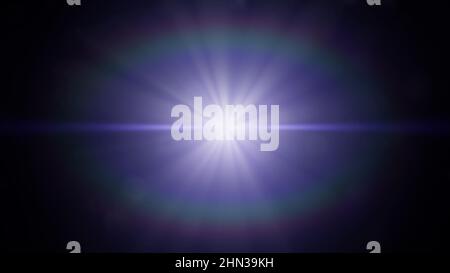 Overlay-Textur mit zentriertem Lichtreflexeffekt mit Bokeh-Effekt und Lichtstreifen in Blau und Lila mit schwarzem Hintergrund Stockfoto