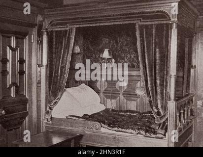 Vintage-Foto des Innenraums des Titanic Liners: Das Schlafzimmer. 1912 zwei Zimmer (das Schlafzimmer und der Aufenthaltsraum) in einer privaten Wohnung, deren Kosten ca. Stockfoto