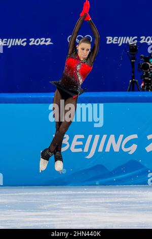 Peking, Hebei, China. 7th. Februar 2022. Kamila VALIEVA (ROC) tritt im Capital Indoor Stadium während der Olympischen Winterspiele 2022 in Peking, Hebei, China, an (Foto: © Walter G. Arce Sr./ZUMA Press Wire) Stockfoto