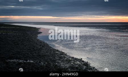 Blue Hour in Le Hourdel, Cayeux-sur-mer, Frankreich Stockfoto