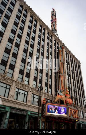 Detroit, Usa. 07th. Februar 2022. Ein Blick auf das Fox Theatre in der Innenstadt von Detroit. (Foto von Stephen Zenner/SOPA Images/Sipa USA) Quelle: SIPA USA/Alamy Live News Stockfoto