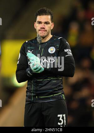 12. Februar 2022 - Norwich City gegen Manchester City - Premier League - Carrow Road Ederson von Manchester City im Spiel gegen Norwich City in der Carrow Road. Bildnachweis : © Mark Pain / Alamy Live News Stockfoto