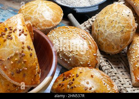 Gemischter brasilianischer Snack mit Vollkornmehl Stockfoto