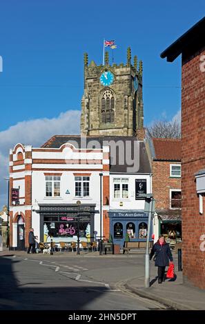 Pocklington, mit dem Turm der Allerheiligen-Kirche, East Yorkshire, England Stockfoto