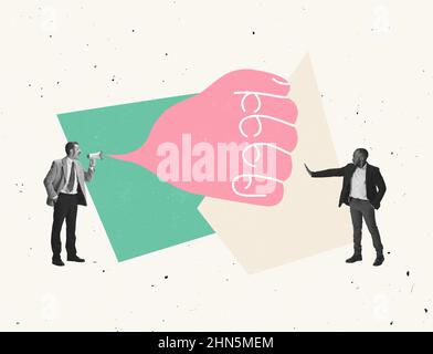 Kreatives Design. Geschäftsmann, Teamleiter, der Mitarbeiter anruft, der sich weigert, Streit zu führen Stockfoto