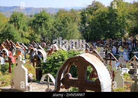 September 8 2021 - Ieud, Rumänien: Alter Friedhof aus dem Dorf Ieud im Landkreis Maramures Stockfoto