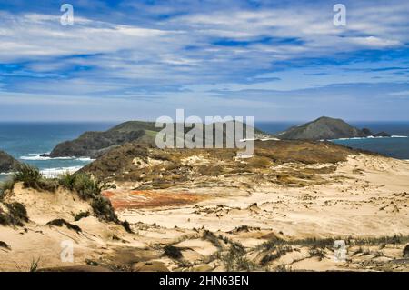 Blick auf Cape Maria van Diemen von den Te Paki Dünen, im äußersten Norden von Northland, Neuseeland, nahe Cape Reinga. Stockfoto