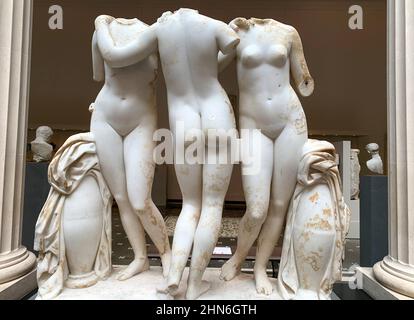 Marble Statue Group of the Three Graces, Met Museum, NYC, NY, USA Stockfoto