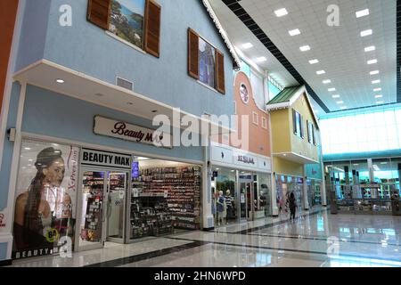 Baywalk Shopping Mall, Rodney Bay Village, Gros Islet, Saint Lucia, Windward Islands, Kleinere Antillen, Westindien, Karibisches Meer Stockfoto