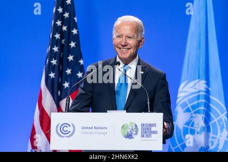 Glasgow, Schottland, Großbritannien. 2nd. November 2021. Präsident Joe Biden hält am Dienstag, den 2. November 2021, auf der Tagung COP26 in Glasgow, Schottland, eine Pressekonferenz ab. Quelle: Adam Schultz/White House/ZUMA Press Wire Service/ZUMAPRESS.com/Alamy Live News Stockfoto