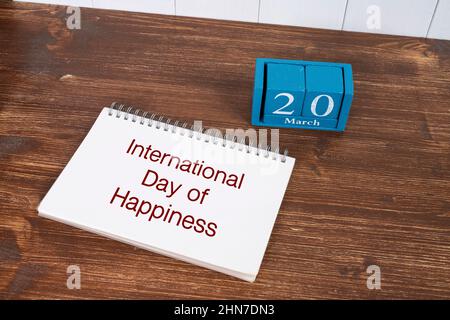 Das Konzept zur Feier des Internationalen Tages des Glücks der Vereinten Nationen am 20. März. Stockfoto