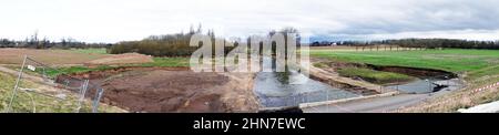 Massive Schäden am Hochwasser-Schutzdamm Horchheim, ein halbes Jahr nach der Flutkatastrohe im Juli 2021 noch nicht behoben, Nordrhein-Westfalen, DEU Stockfoto