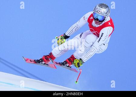 Yanqing, China. 15th. Februar 2022. Olympische Spiele, Ski alpin, Abfahrt, Frauen, im Nationalen Alpinen Ski-Zentrum, Ester Ledecka aus der Tschechischen Republik in Aktion. Quelle: Michael Kappeler/dpa/Alamy Live News Stockfoto