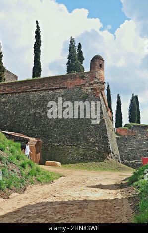 Schloss Hostaric in der Region La Selva Provinz Gerona, Katalonien, Spanien Stockfoto