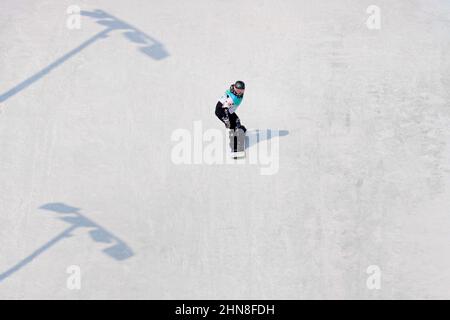 ZHANGJIAKOU, CHINA - 15. FEBRUAR: Laurie Blouin aus Kanada tritt am 15. Februar 2022 im Genting Snow Park P & X Stadium in Zhangjiakou, China, beim Big Air Finale während der Olympischen Spiele 2022 in Peking an (Foto von Iris van den Broek/Orange Picics) NOCNSF Stockfoto