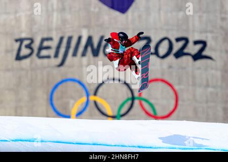 ZHANGJIAKOU, CHINA - 15. FEBRUAR: Laurie Blouin aus Kanada tritt am 15. Februar 2022 im Genting Snow Park P & X Stadium in Zhangjiakou, China, beim Big Air Finale während der Olympischen Spiele 2022 in Peking an (Foto von Iris van den Broek/Orange Picics) NOCNSF Stockfoto