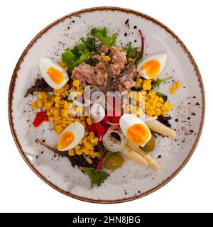 Katalanisches Essen. Xatonada, typischer Salat aus der spanischen Region Katalonien Stockfoto