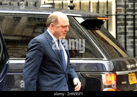 London, Großbritannien. 15th. Februar 2022. Ben Wallace Verteidigungsminister kommt zu einem Cobra-Treffen in der Downing Street Credit: MARTIN DALTON/Alamy Live News Stockfoto