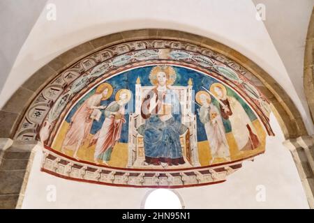 Abbazia di San Giovanni in Venere, Abtei, Innenraum, Krypta, Fresko, Fossacesia, Abruzzen, Italien, Europa Stockfoto