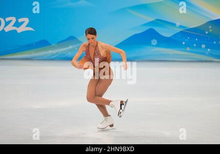 Peking, China, Olympische Winterspiele 2022, 15. Februar 2022: Natasha McKay aus Großbritannien beim Eiskunstlauf im Capital Indoor Stadium. Kim Price/CSM. Quelle: Cal Sport Media/Alamy Live News Stockfoto