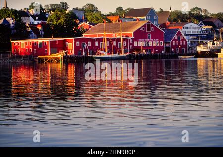 Sonnenuntergang am Hafen in Lunenburg Nova Scotia Stockfoto