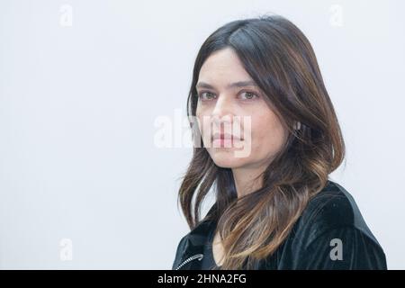 Roma, Italien. 15th. Februar 2022. Die italienische Regisseurin Elisa Fuksas nimmt an der Fotoaufnahme des Films „Senza Fine“ im Quattro Fontane Cinema in Rom Teil (Foto: Matteo Nardone/Pacific Press/Sipa USA) Quelle: SIPA USA/Alamy Live News Stockfoto