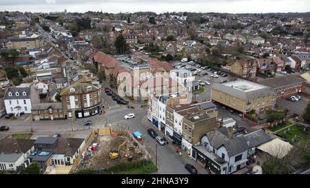 Buckhurst Hill , Essex UK Drohne Luftaufnahme der Queens Road Gegend Stockfoto