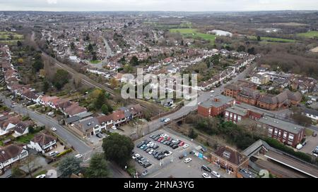 Buckhurst Hill , Essex UK Drohne Luftaufnahme der Queens Road Gegend Stockfoto