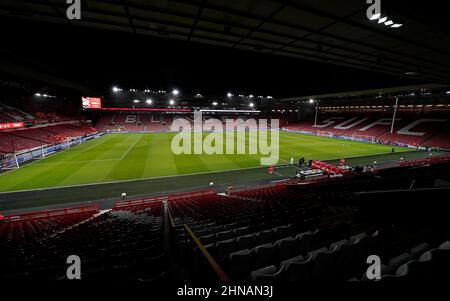 Sheffield, England, 15th. Februar 2022. Ein allgemeiner Blick auf das Stadion vor dem Sky Bet Championship-Spiel in der Bramall Lane, Sheffield. Bildnachweis sollte lauten: Andrew Yates / Sportimage Stockfoto