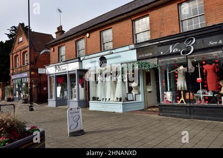 Hartley Wintney High Street, Hampshire, Großbritannien Stockfoto