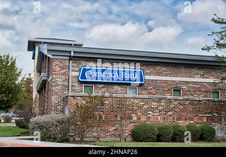 Houston, Texas USA 12-05-2021: Außenansicht der Comerica Bank in Houston, Texas. 1849 gegründetes Finanzdienstleistungsunternehmen. Stockfoto