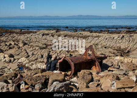 Die SS Dominator landete 1961 in der Nähe von Rancho Palos Verdes in Südkalifornien und rostet seitdem. Stockfoto