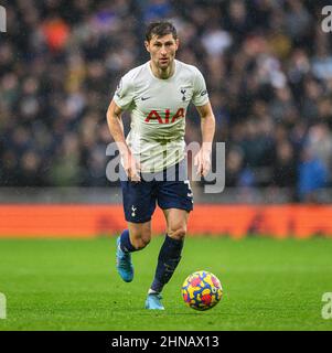 13. Februar 2022 - Tottenham Hotspur gegen Wolverhampton Wanderers - Premier League Ben Davies von Tottenham Hotspur im Spiel gegen Wolves Bildnachweis : © Mark Pain / Alamy Live News Stockfoto