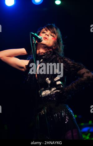 Mailand Italien 2009-11-21 : Live-Konzert der Sängerin Juliette Lewis und ihrer Gruppe Juliette and the New Romantiques im Magazzini Generali Nightclub Stockfoto