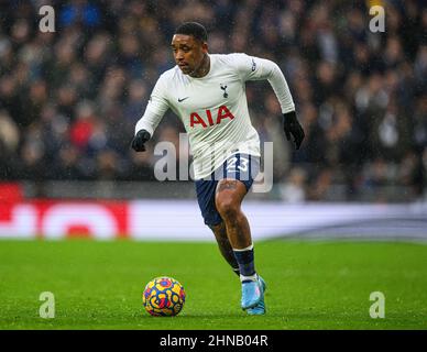 13. Februar 2022 - Tottenham Hotspur gegen Wolverhampton Wanderers - Premier League Steven Bergwijn von Tottenham Hotspur im Spiel gegen Wolves Bildnachweis : © Mark Pain / Alamy Live News Stockfoto