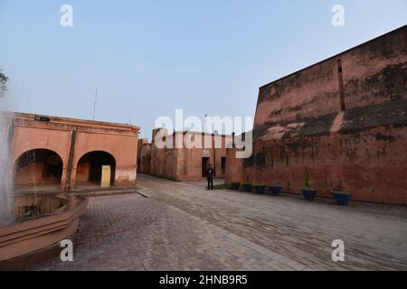 Amritsar, Punjab, Indien - 6. August 2019: Das Fort Gobindgarh, das vor über 300 Jahren als Militärfestung erbaut wurde. Stockfoto