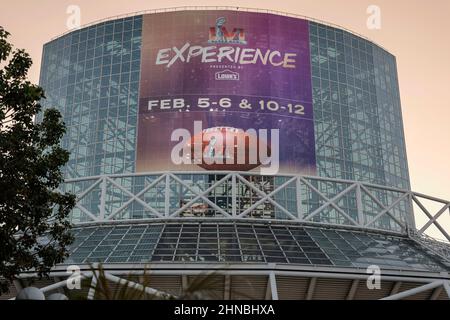 Samstag, 12. Februar 2022, 2022; Los Angeles, CA USA; Ein allgemeiner Blick auf den Super Bowl LVL Experience im Los Angeles Convention Center. (Kim Hukari/Bild des Sports) Stockfoto