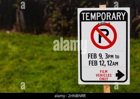 Temporäres Parkschild für Filmaufnahmen in Steveston British Columbia, Kanada Stockfoto