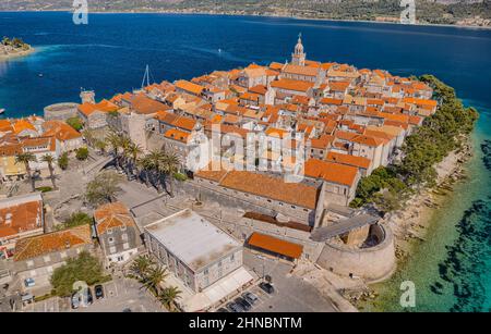 Luftaufnahme der alten mittelalterlichen Stadt Korcula Stockfoto