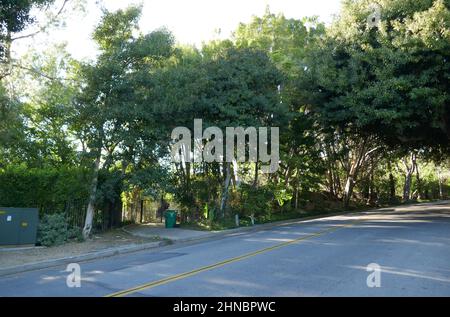 Beverly Hills, California, USA 12th. Februar 2022 Beverly Hills 90210 ehemaliger Drehort für das Filmhaus in der 933 N. Hillcrest Road am 12. Februar 2022 in Beverly Hills, Kalifornien, USA. Foto von Barry King/Alamy Stockfoto Stockfoto