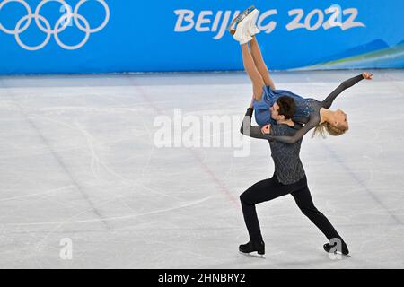 PEKING, CHINA - 14. FEBRUAR: Juulia Turkkila und Matthias Versluis vom Team Finnland skaten während des Ice Dance Free Dance am 10. Tag der Beijing 20 Stockfoto