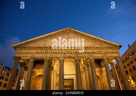 Rom, Italien. 15th. Februar 2022. Blick auf das Pantheon in Rom (Foto: Matteo Nardone/Pacific Press) Quelle: Pacific Press Media Production Corp./Alamy Live News Stockfoto