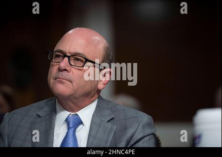 Der Generalinspekteur der Nationalen Sicherheitsbehörde Robert Phillip Storch aus dem District of Columbia spricht während einer Anhörung der Streitkräfte des Senats zu seiner Ernennung zum Generalinspekteur des Verteidigungsministeriums am Dienstag, dem 15. Februar 2022, im US-Kapitol in Washington, DC, USA. Foto von Bonnie Cash/CNP/ABACAPRESS.COM Stockfoto