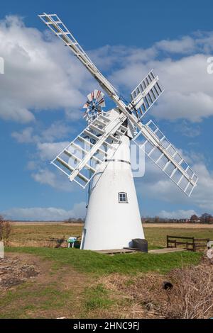 Die Mühle Thurne wurde 1820 von der Firma England & Co aus Ludham, Norfolk, errichtet Stockfoto