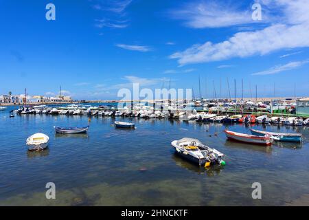 Italien, Apulien, Bari, Santo Spirito, Hafen Stockfoto